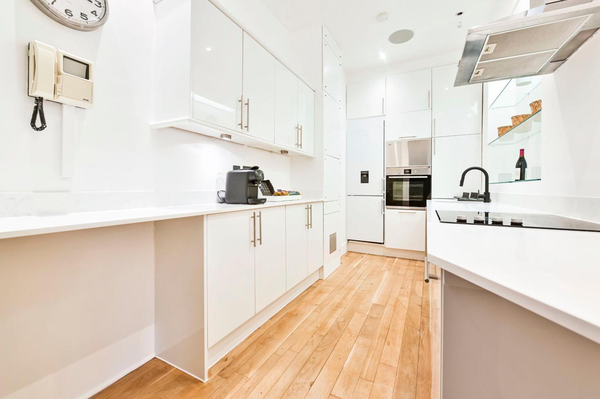 Wonderful Fitzrovia 3 Bed Apartment Londra Exterior foto