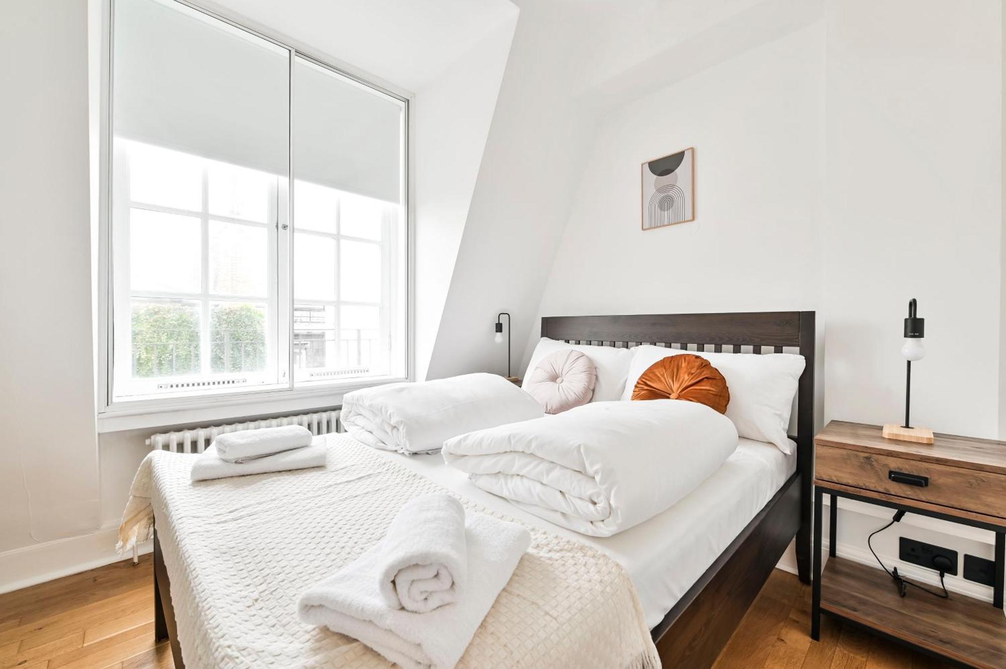 Wonderful Fitzrovia 3 Bed Apartment Londra Exterior foto