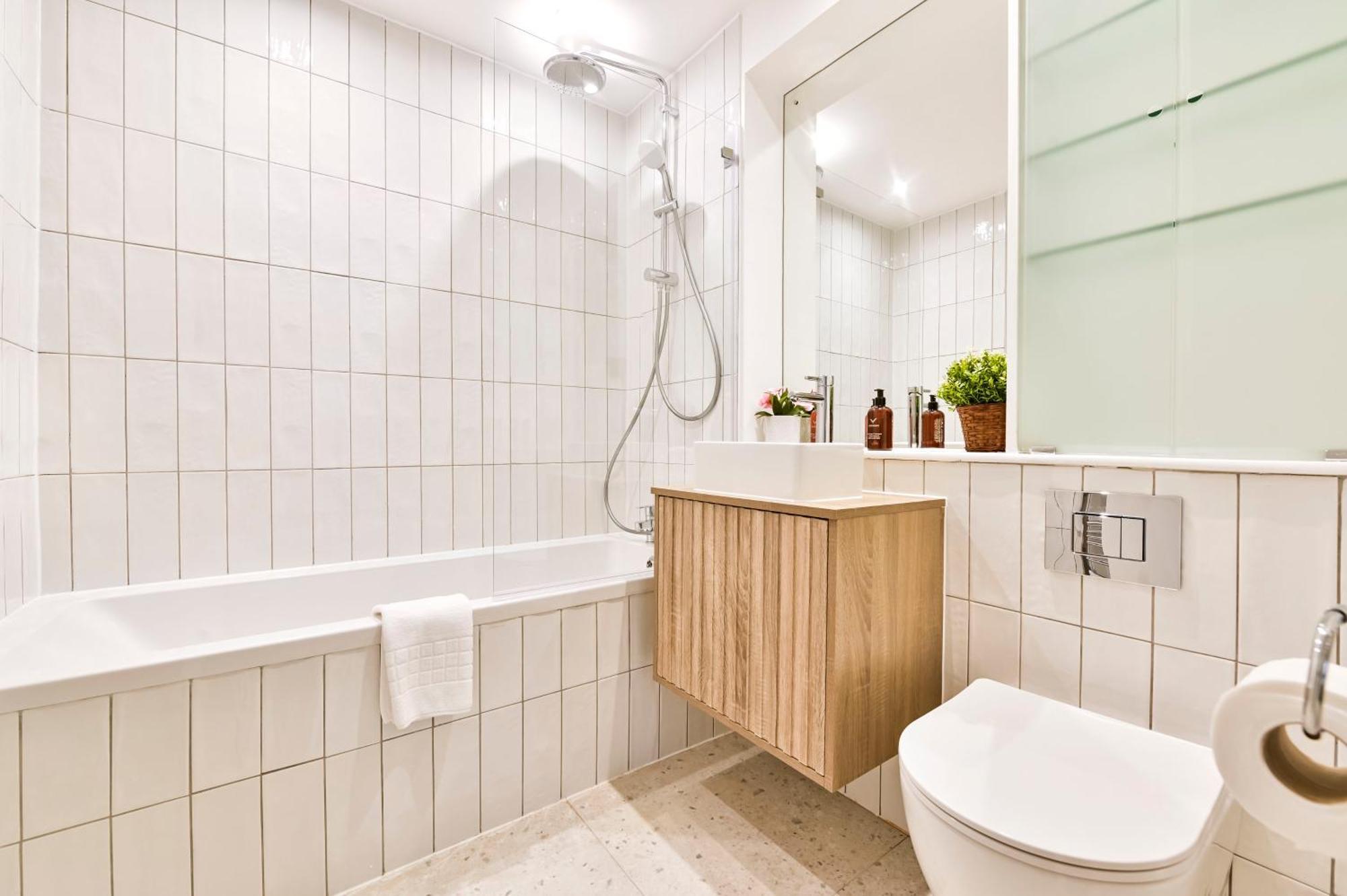Wonderful Fitzrovia 3 Bed Apartment Londra Exterior foto